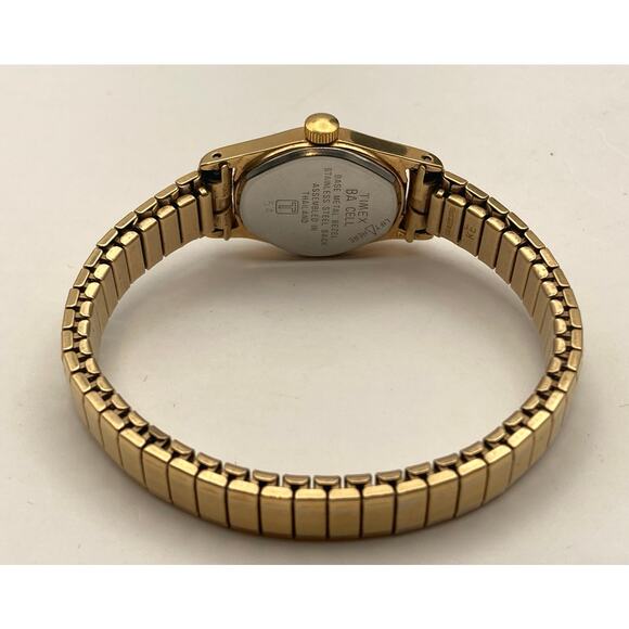 VTG Timex BA Cell Womens Petite Watch 18mm New Battery - Stretch Expansion Band - Picture 7 of 8